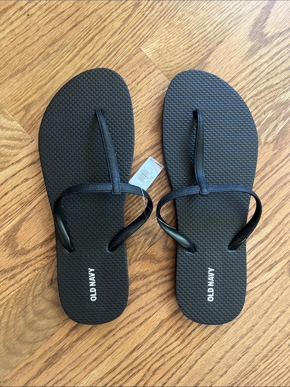 Old Navy Black Textured T-Strap Flip Flops